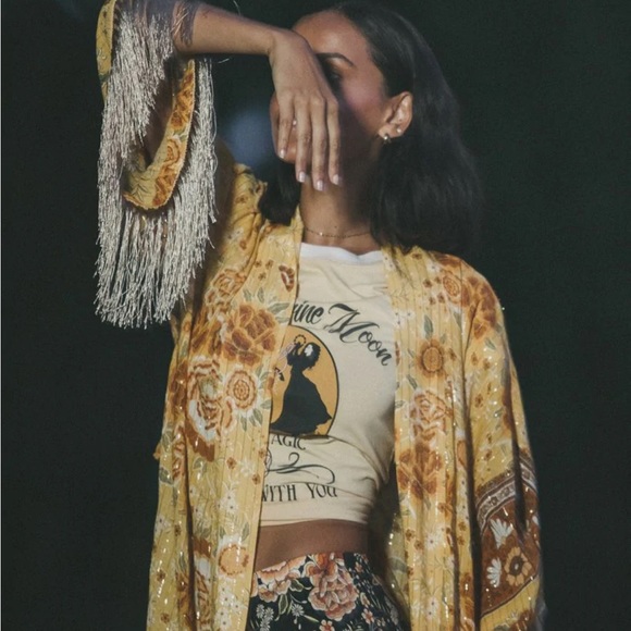 MYSTIC TASSELLED ROBE IN SUNFLOWER - Picture 2 of 10